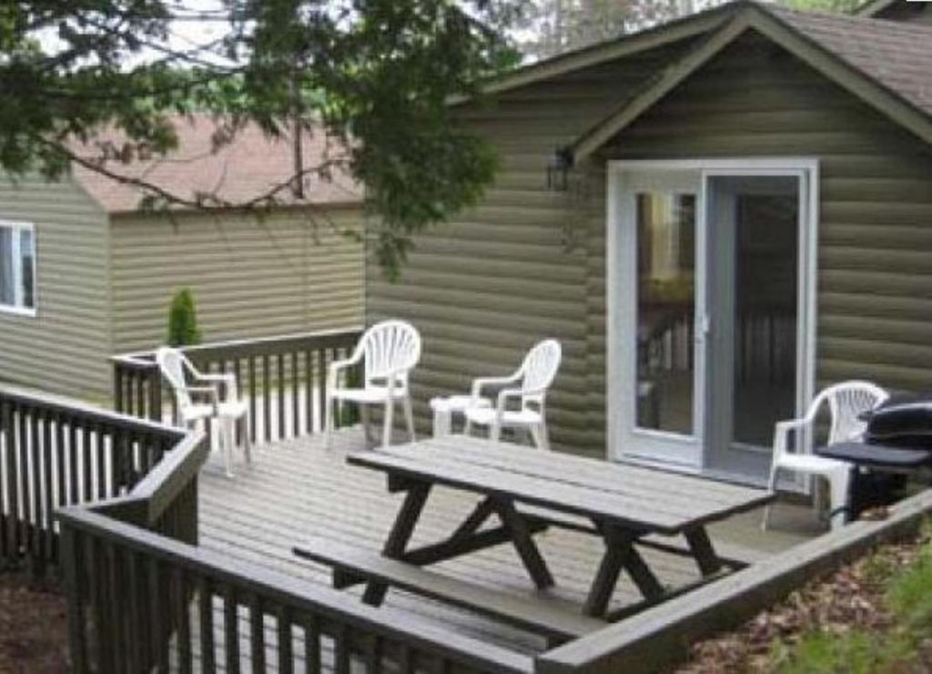 Cloverleaf Cottages Oxtongue Lake Quarto foto